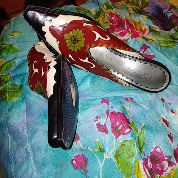 Shoes - Picture 2 of 2